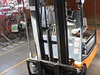 Vorkheftruck still r20-16, bj 2003, sr nr 542020004119, cap 1600kg, 2182 werkuren, compleet met oplader - afbeelding 1 van  7