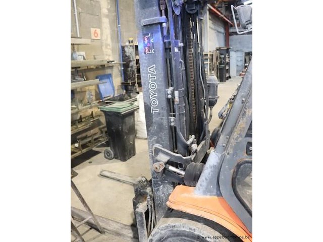 Vorkheftruck toyota u2-7fdjf35, cap 3500kg, bj 2005, serienummer 7fdjf35, uren 8378 - afbeelding 2 van  7