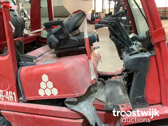 Vorkheftruck voor onderdelen - afbeelding 14 van  14