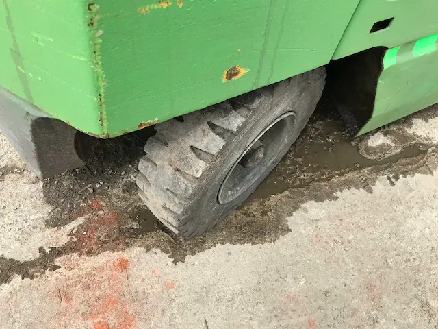 Vorkheftruck - afbeelding 8 van  19