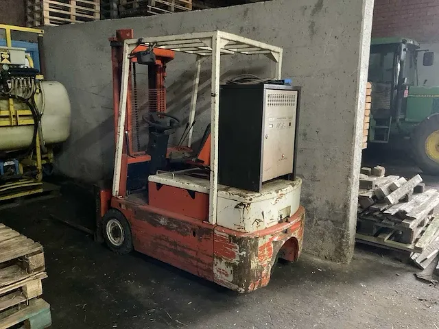 Vorkheftruck - afbeelding 1 van  4