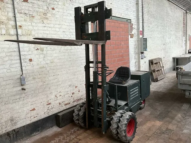Vorkheftruck - afbeelding 7 van  14