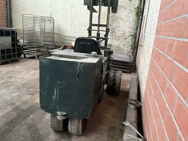 Vorkheftruck - afbeelding 11 van  14