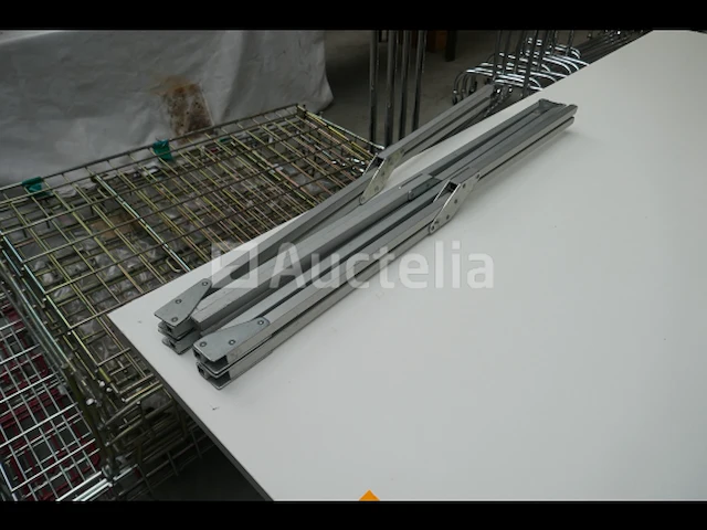 Vouwbaar markttafel onderstel - 2 stuks - afbeelding 3 van  5