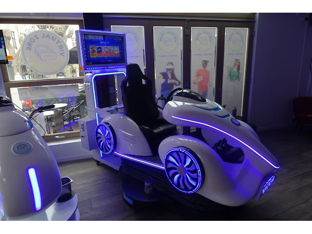 Vr installatie funinvr racing kart - afbeelding 2 van  4