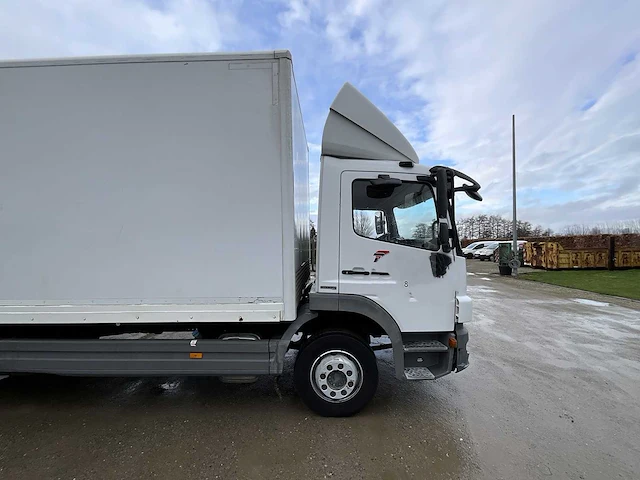 Vrachtwagen atego; 2010 - afbeelding 24 van  24