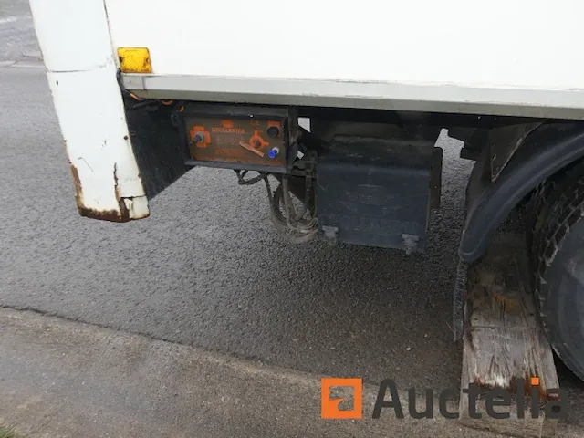 Vrachtwagen carrosserie en dubbele cabine + hatchback man m 11 f (1998-190.703 km) - afbeelding 10 van  37