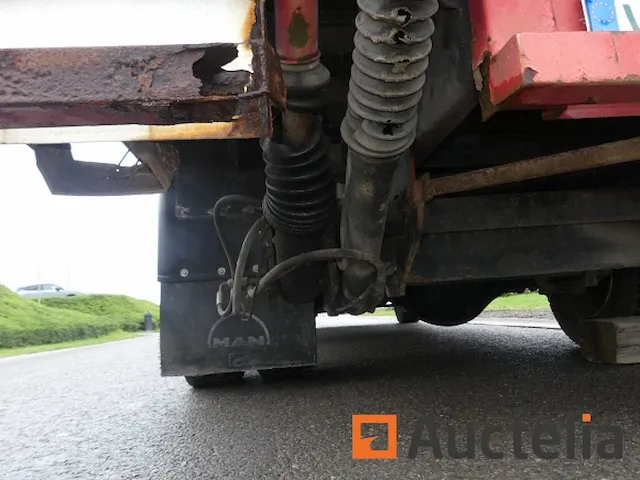 Vrachtwagen carrosserie en dubbele cabine + hatchback man m 11 f (1998-190.703 km) - afbeelding 11 van  37