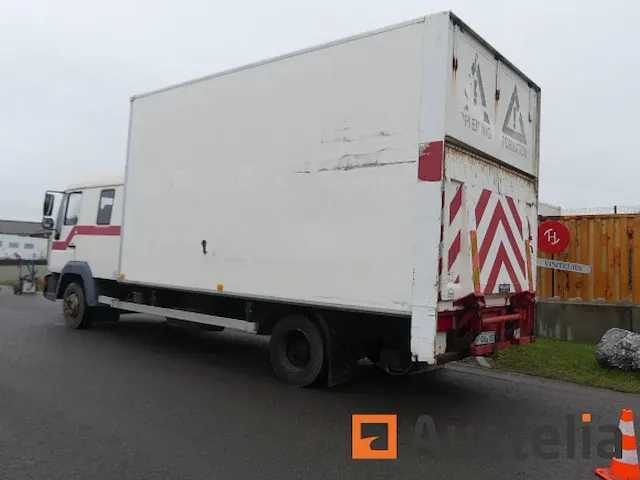 Vrachtwagen carrosserie en dubbele cabine + hatchback man m 11 f (1998-190.703 km) - afbeelding 1 van  37
