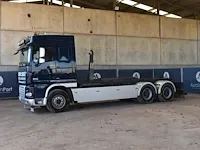 Vrachtwagen containersysteem met kraanarm daf - afbeelding 1 van  1