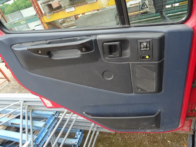 Vrachtwagen daf 85cf - afbeelding 6 van  37