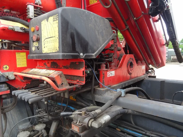Vrachtwagen daf 85cf - afbeelding 25 van  37