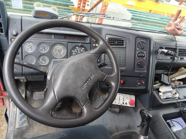 Vrachtwagen daf 85cf - afbeelding 34 van  37