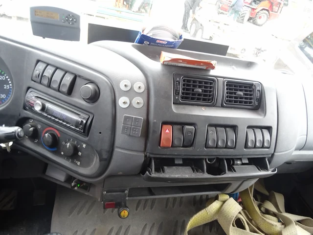 Vrachtwagen daf lf45 - afbeelding 2 van  19
