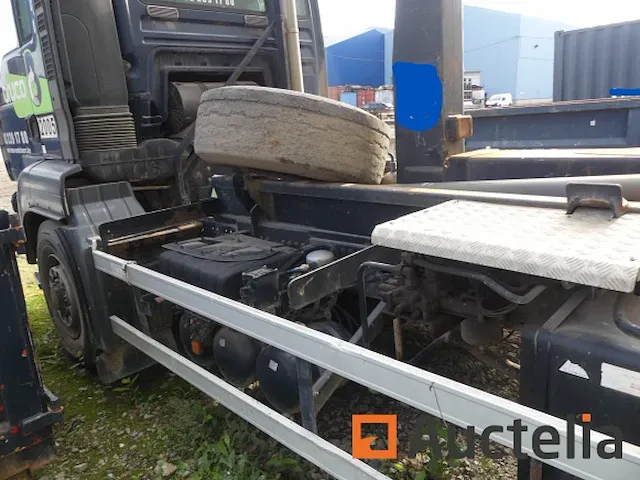 Vrachtwagen deur container man tga sh264fnlc (te herstellen) - afbeelding 7 van  28