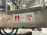 Vrachtwagen hoogwerker - afbeelding 8 van  19