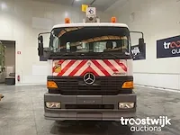 Vrachtwagen hoogwerker - afbeelding 12 van  19