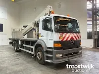 Vrachtwagen hoogwerker - afbeelding 13 van  19