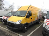 Vrachtwagen iveco daily 70c17v, diesel, 2998cm³,125kw, 1e inschr 07/5/12, zcfc70c110d471158, 63299km, co²-uitstoot ng,euro5,kentekenbewijs,gelijkvormigheidsattest, keuring tot 03/04/25, 2sleutels - afbeelding 1 van  24