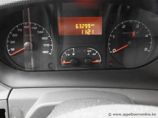 Vrachtwagen iveco daily 70c17v, diesel, 2998cm³,125kw, 1e inschr 07/5/12, zcfc70c110d471158, 63299km, co²-uitstoot ng,euro5,kentekenbewijs,gelijkvormigheidsattest, keuring tot 03/04/25, 2sleutels - afbeelding 20 van  24