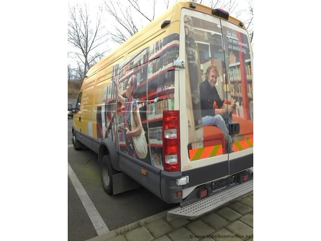 Vrachtwagen iveco daily 70c17v, diesel, 2998cm³,125kw, 1e inschr 07/5/12, zcfc70c110d471158, 63299km, co²-uitstoot ng,euro5,kentekenbewijs,gelijkvormigheidsattest, keuring tot 03/04/25, 2sleutels - afbeelding 22 van  24