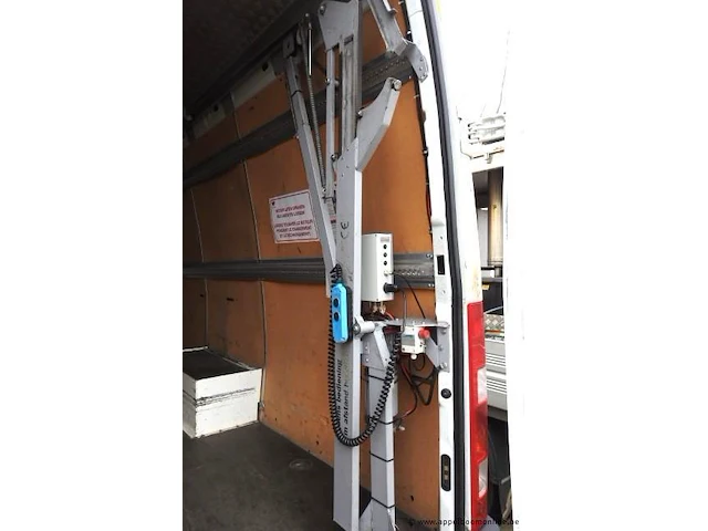 Vrachtwagen iveco daily 70c17v, diesel, 2998cm³,125kw, 1e inschr 07/5/12, zcfc70c110d471158, 63299km, co²-uitstoot ng,euro5,kentekenbewijs,gelijkvormigheidsattest, keuring tot 03/04/25, 2sleutels - afbeelding 24 van  24