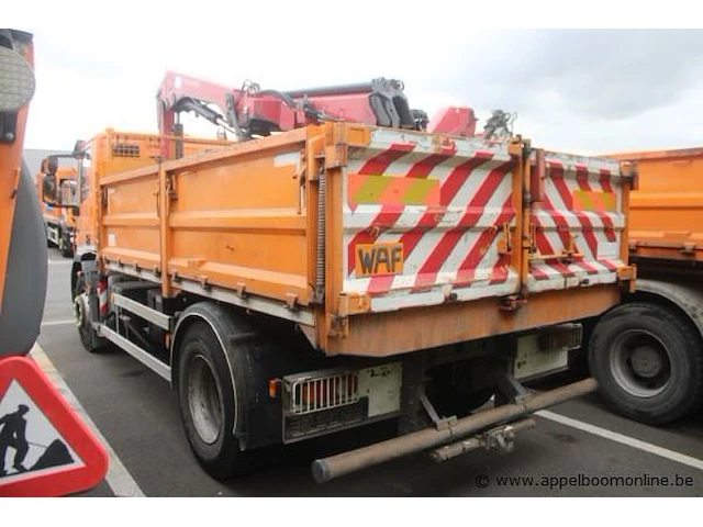 Vrachtwagen iveco eurocargo ml 190el2ca vv kraan hmf rcl 5300, datum 1ste inschrijving 11/6/2013, chassisnummer zcfa1vj0402607758 - afbeelding 15 van  19