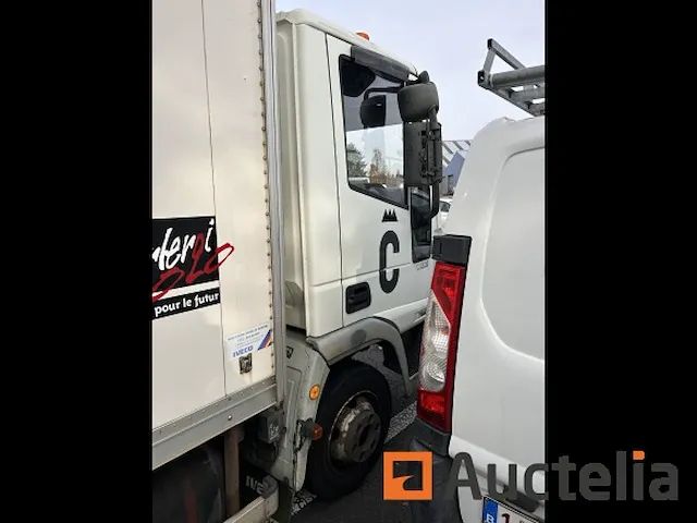 Vrachtwagen iveco - afbeelding 6 van  35
