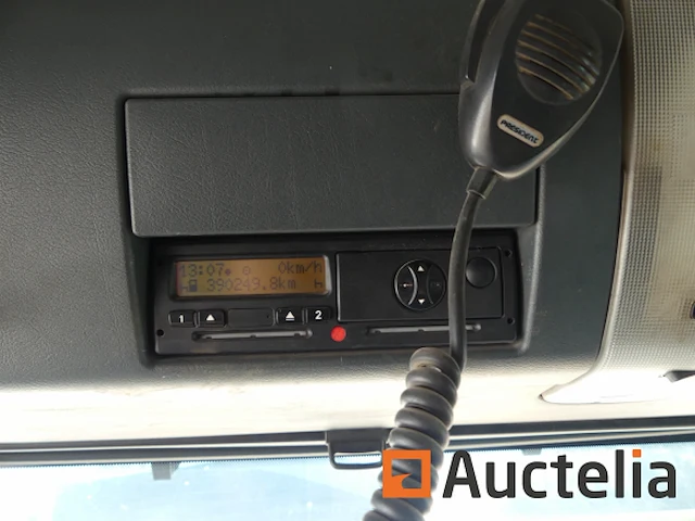 Vrachtwagen kipper met hijskraan man tgs (2014-390.250 km) - afbeelding 24 van  46