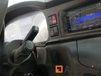 Vrachtwagen kipper met hijskraan man tgs (2014-390.250 km) - afbeelding 26 van  46