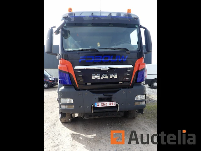 Vrachtwagen kipper met hijskraan man tgs (2014-390.250 km) - afbeelding 3 van  46