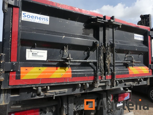 Vrachtwagen kipper met hijskraan man tgs (2014-390.250 km) - afbeelding 43 van  46