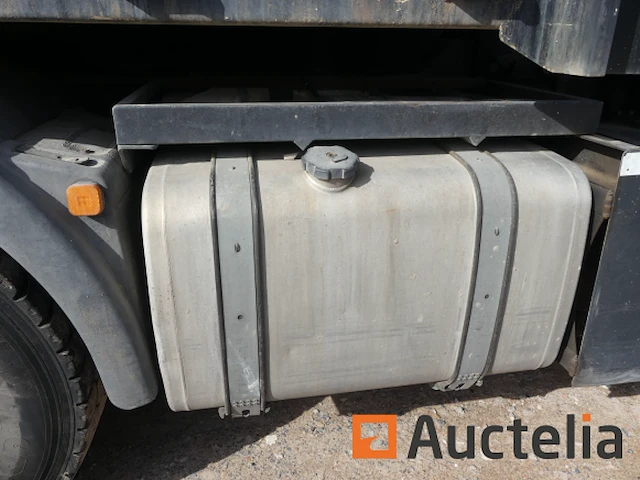Vrachtwagen kipper met hijskraan man tgs (2014-390.250 km) - afbeelding 45 van  46
