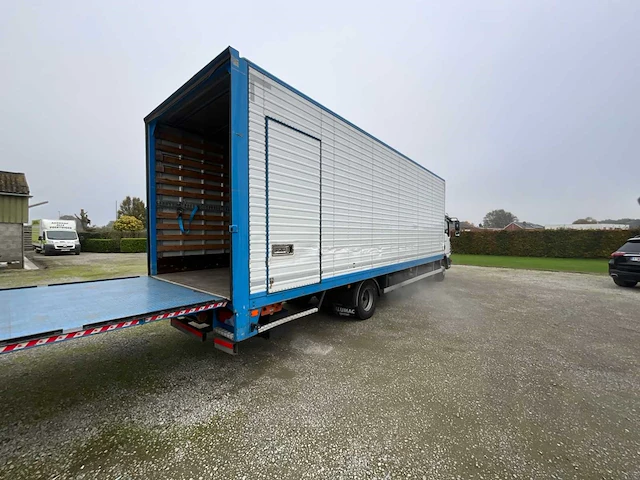 Vrachtwagen man, 2014 - afbeelding 2 van  24