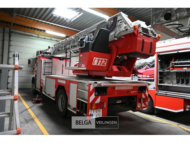 Vrachtwagen man l18 lc ladderwagen - afbeelding 2 van  27