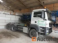 Vrachtwagen man tgx 33500