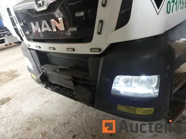 Vrachtwagen man tgx 33500 - afbeelding 27 van  48