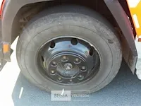 Vrachtwagen mercedes - afbeelding 7 van  33