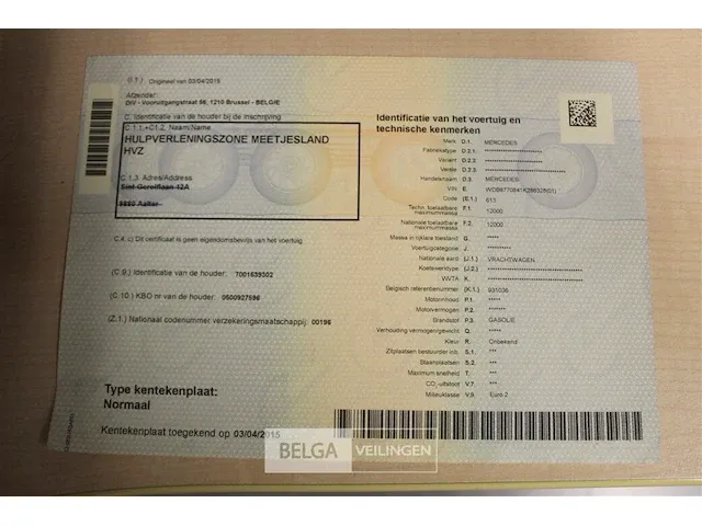 Vrachtwagen mercedes - afbeelding 16 van  33