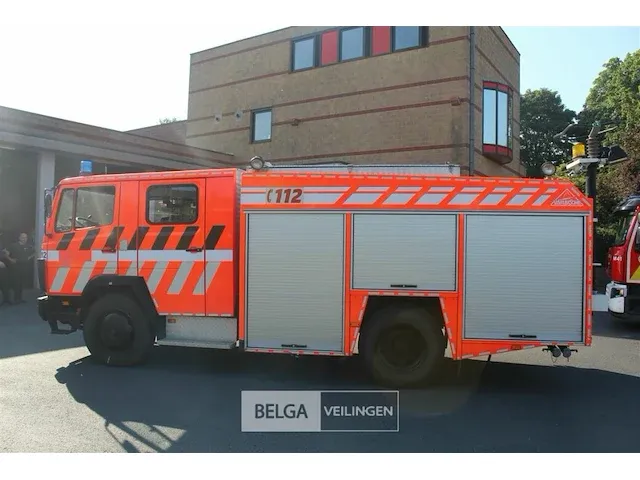Vrachtwagen mercedes - afbeelding 24 van  33