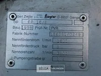 Vrachtwagen mercedes - afbeelding 32 van  33