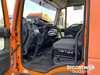 Vrachtwagen met autolaadkraan en kiepbak - afbeelding 13 van  26