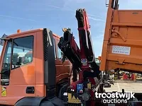 Vrachtwagen met autolaadkraan en kiepbak - afbeelding 24 van  26