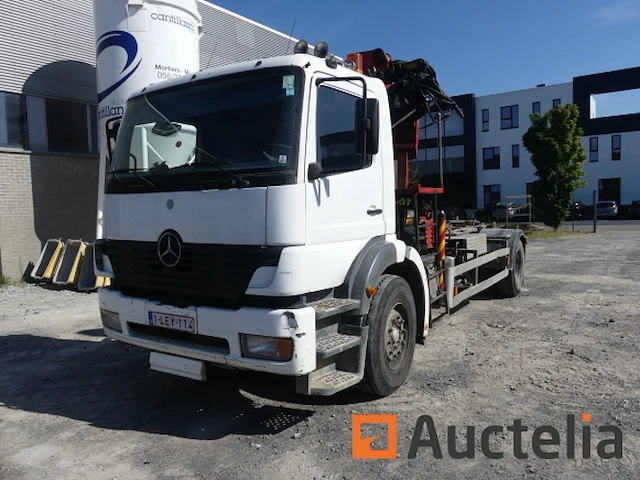 Vrachtwagen met containersysteem mercedes-benz 1828l (2002-397.476 km) - afbeelding 1 van  63