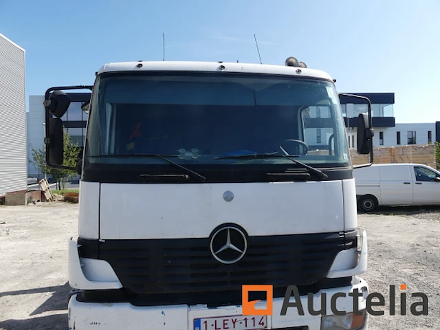 Vrachtwagen met containersysteem mercedes-benz 1828l (2002-397.476 km) - afbeelding 44 van  63