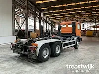 Vrachtwagen met containersysteem - afbeelding 11 van  16