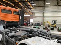 Vrachtwagen met containersysteem - afbeelding 15 van  16
