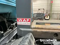 Vrachtwagen met containersysteem - afbeelding 2 van  24
