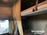 Vrachtwagen met containersysteem - afbeelding 13 van  24