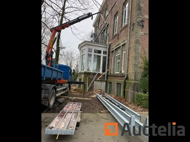 Vrachtwagen met het man container-systeem - afbeelding 6 van  6